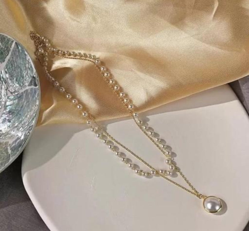 Dual Pearl Pendant: Korean Necklace