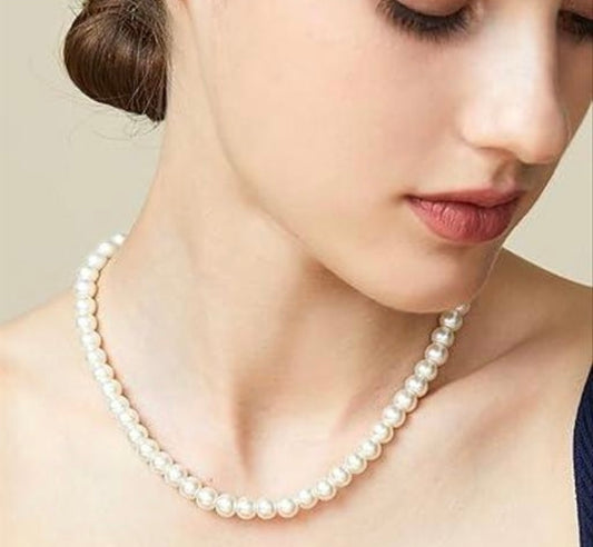 Classic Pearl Necklace