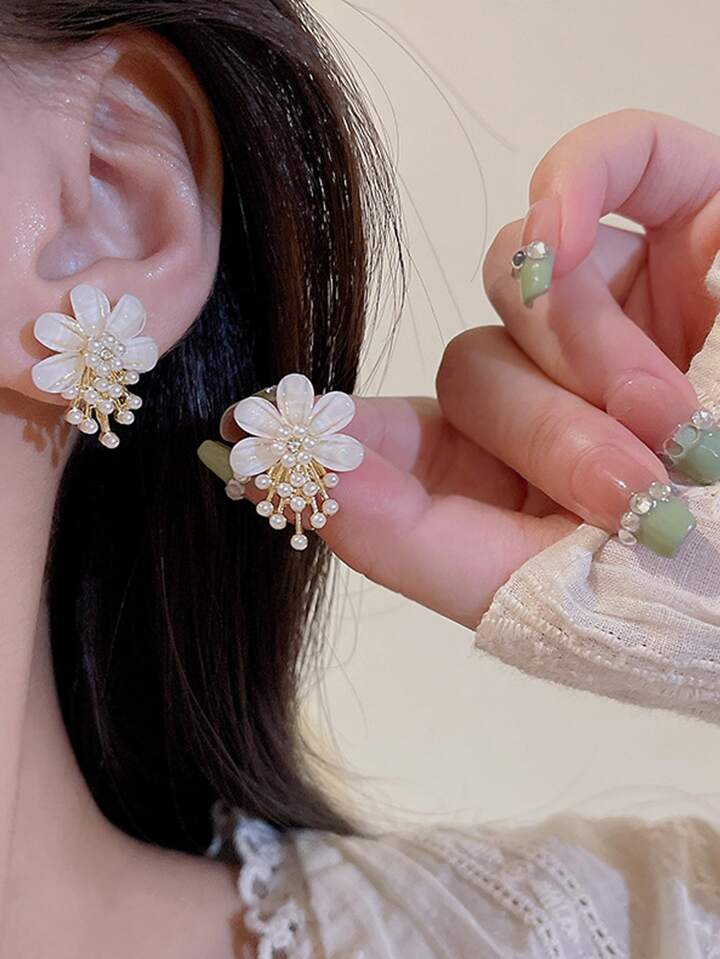 Pearl Petals Korean Earrings