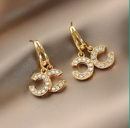 Bestselling Celebrity Style Classic Earrings(Golden) (Under ₹199 Deal)