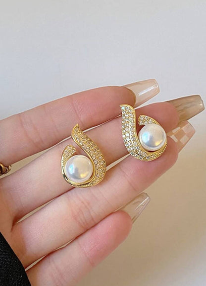 Shimmery Pearl Studs