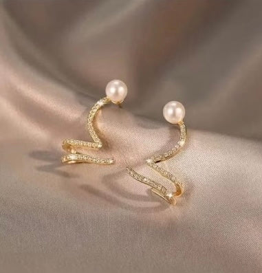 Stylish Korean Pearl Ear Cuffs