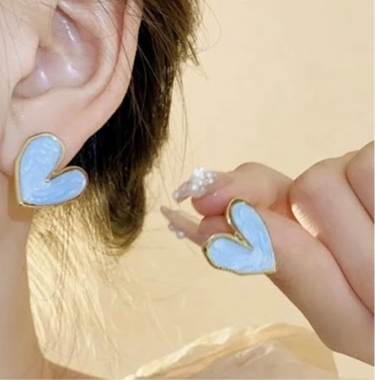 Minimalistic Heart Shaped Korean Earrings (Under ₹199 Deal)