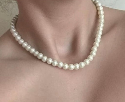 Classic Pearl Necklace