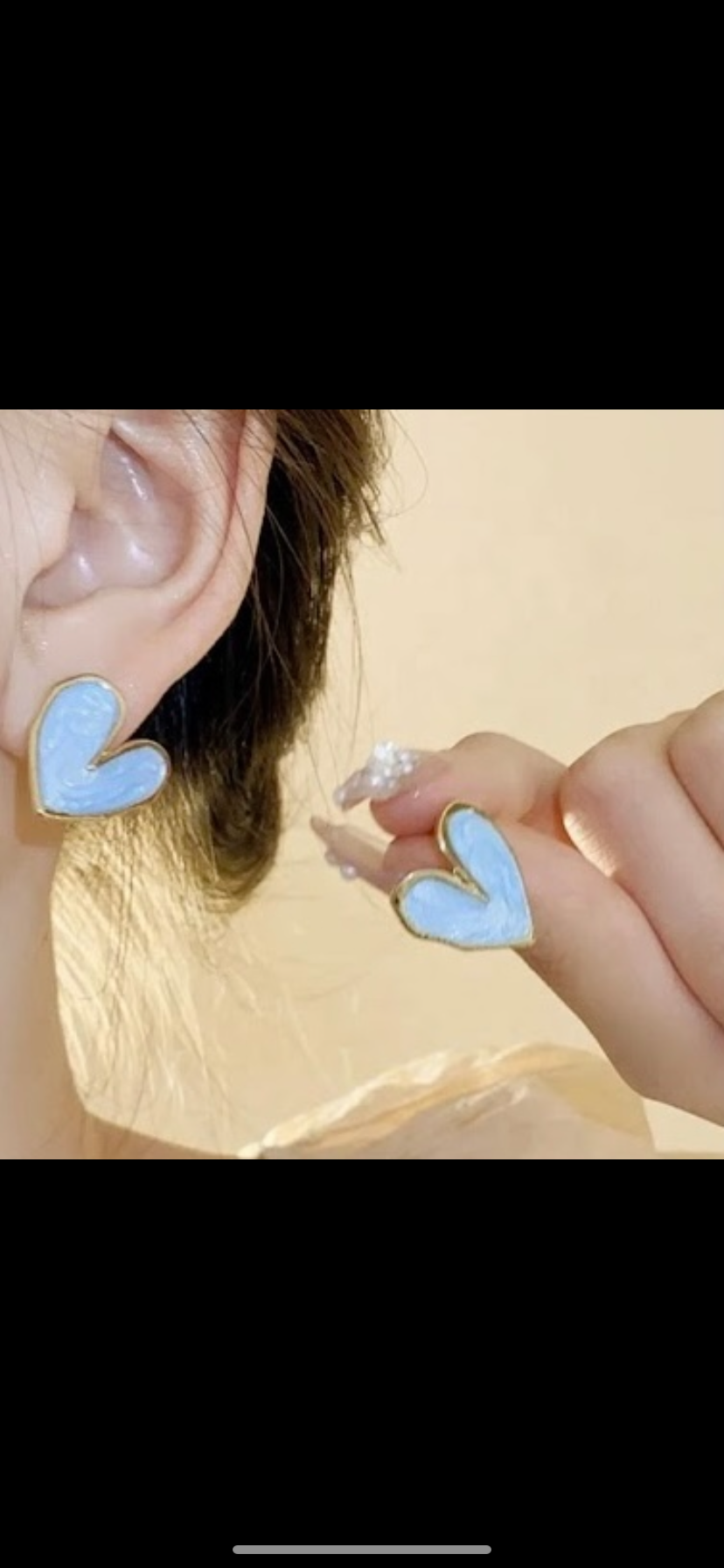 Minimalistic Heart Shaped Korean Earrings (Under ₹199 Deal)